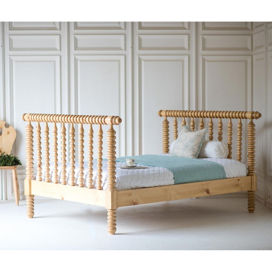 Artisan Spindle Daybed
