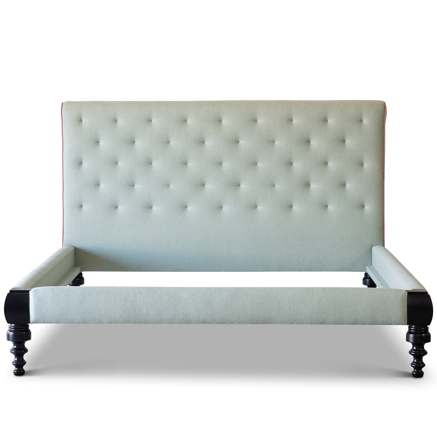 Jean Pierre Bed